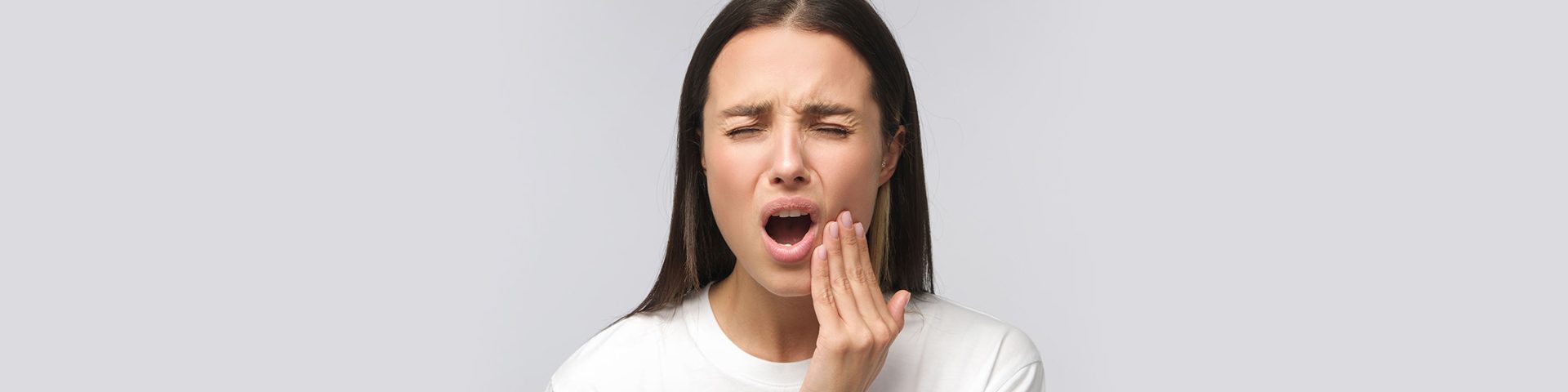 WHAT IS A DENTAL EMERGENCY?