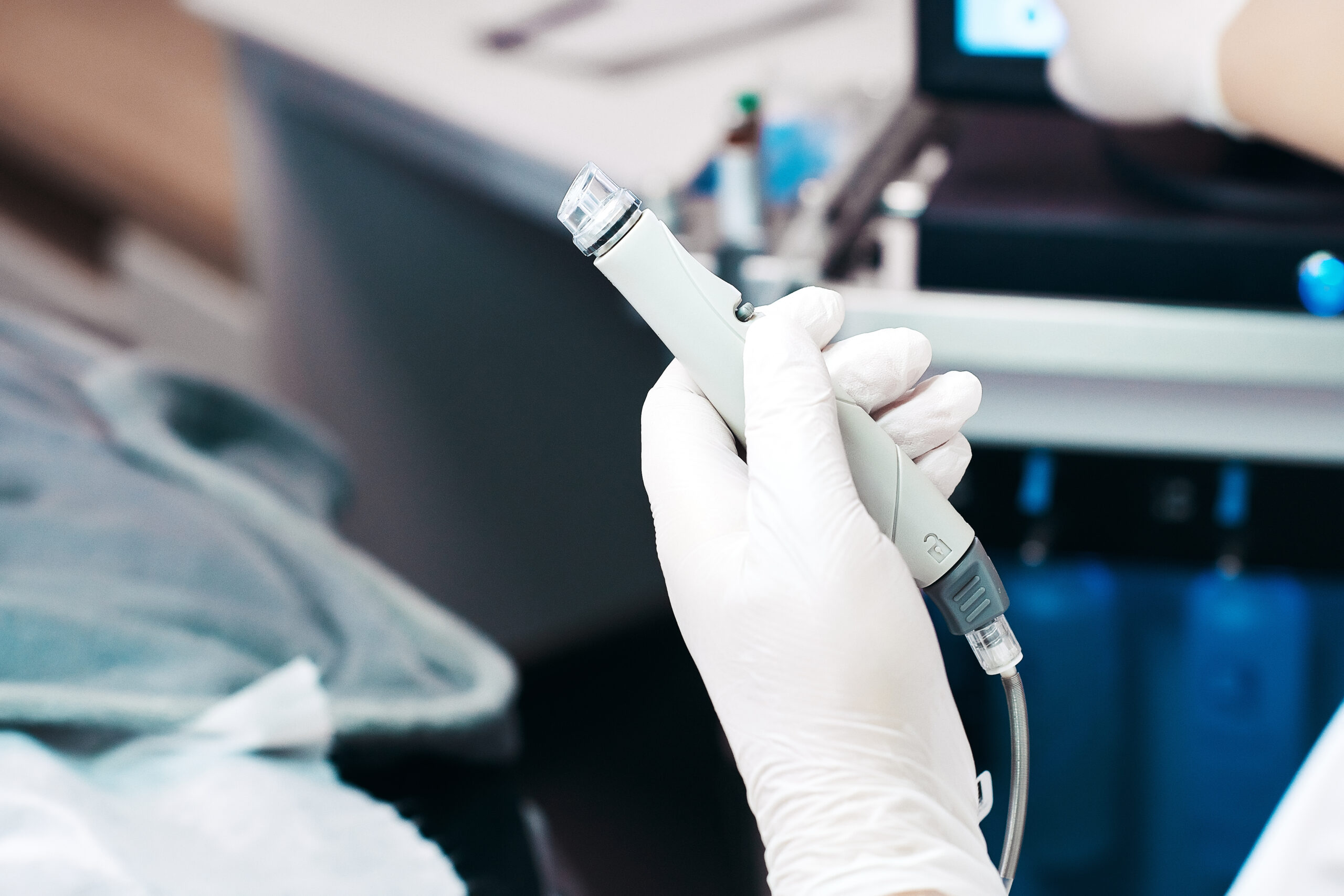 The Science Behind PRF: What Makes It a Great, Natural Option for Aesthetic Facial Improvements?