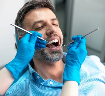 The Difference Between a General Dentist and a Cosmetic Dentist